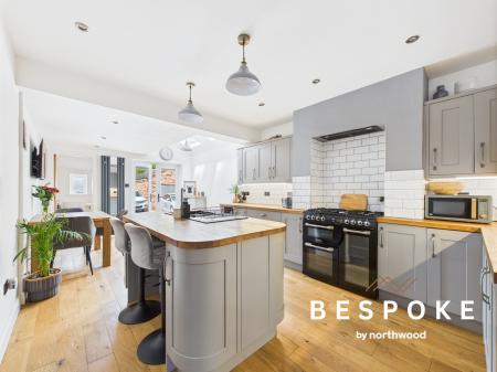 2 bedroom Semi-detached house for sale in Ettiley Avenue, Ettiley Heath, Sandbach, CW11