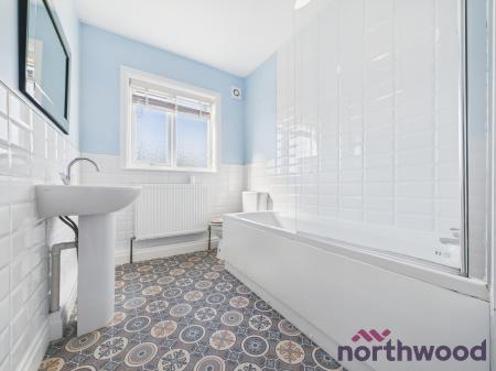 2 bedroom Cottage for sale in Hassall Road, Sandbach Heath, Sandbach, CW11