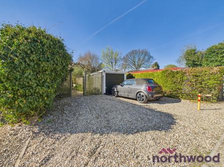 2 bedroom Cottage for sale in Hassall Road, Sandbach Heath, Sandbach, CW11