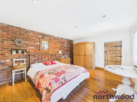 4 bedroom Detached house for sale in Manor Road, Sandbach, CW11