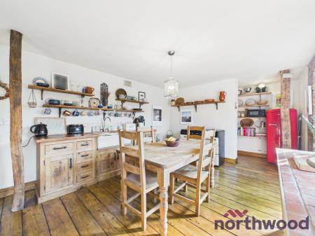 4 bedroom Detached house for sale in Manor Road, Sandbach, CW11