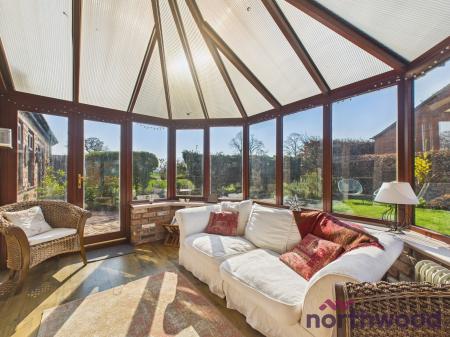 4 bedroom Detached house for sale in Manor Road, Sandbach, CW11