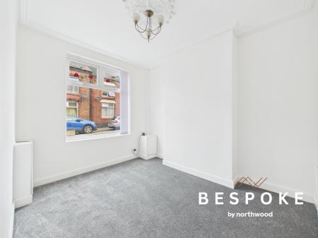 2 bedroom Terraced House for sale in Middlewich Street, Crewe, CW1