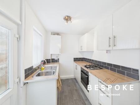 2 bedroom Terraced House for sale in Middlewich Street, Crewe, CW1