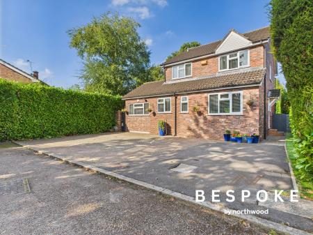 4 bedroom Detached house for sale in Nesfield Court, Sandbach, CW11