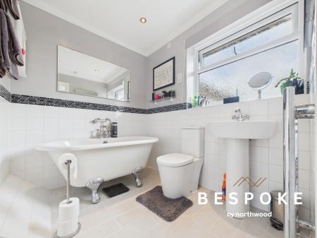 4 bedroom Detached house for sale in The Paddock, Hassall Green, Sandbach, CW11