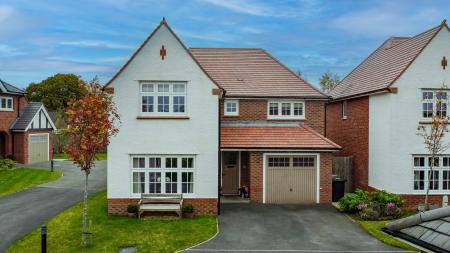 4 bedroom Detached house for sale in Violet Place, Sandbach, CW11