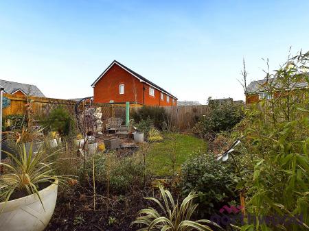 2 bedroom Semi-detached house for sale in Weddell Road, Middlewich, CW10