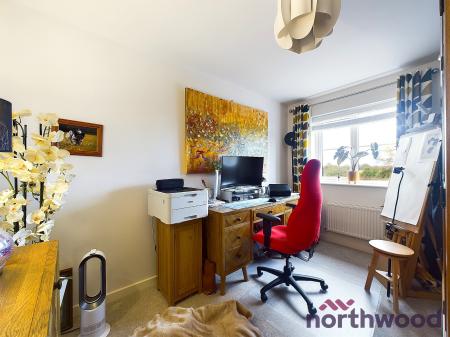 2 bedroom Semi-detached house for sale in Weddell Road, Middlewich, CW10