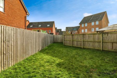 3 bedroom Detached house to let in Filter Bed Way, Sandbach, CW11