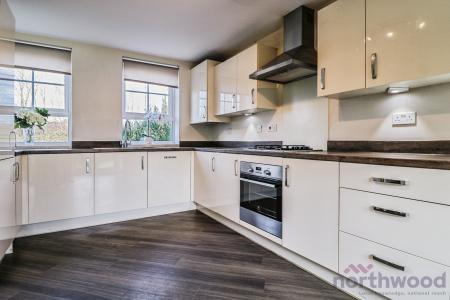 3 bedroom Detached house to let in Filter Bed Way, Sandbach, CW11