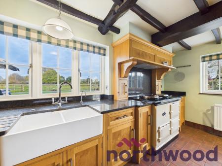 3 bedroom Farm House to let in Spen Moss, Smallwood, CW11