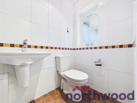 3 bedroom Farm House to let in Spen Moss, Smallwood, CW11