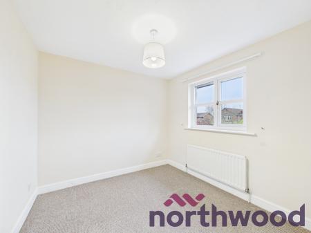 4 bedroom Detached house to let in Montrose Close, Macclesfield, SK10