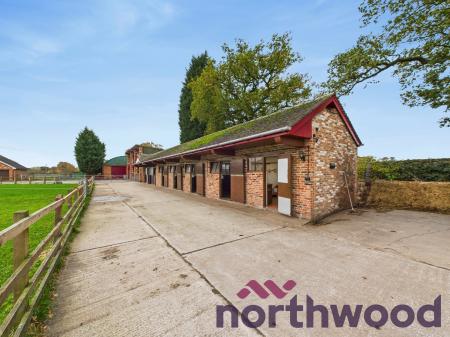 3 bedroom Farm House to let in Spen Moss, Smallwood, CW11