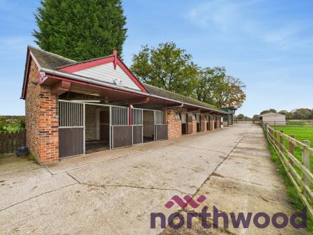 3 bedroom Farm House to let in Spen Moss, Smallwood, CW11