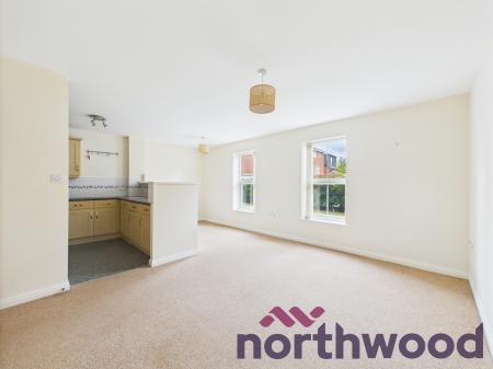 2 bedroom Flat to let in Lambert Crescent, Nantwich, CW5