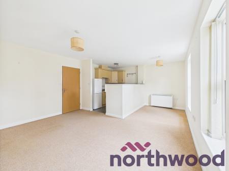 2 bedroom Flat to let in Lambert Crescent, Nantwich, CW5