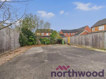 2 bedroom Mews house to let in Mill Pool Way, Sandbach, CW11