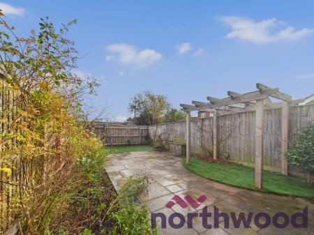 2 bedroom Mews house to let in Mill Pool Way, Sandbach, CW11