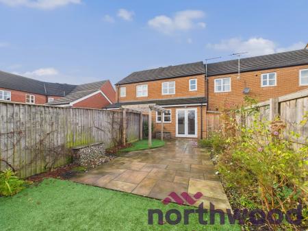 2 bedroom Mews house to let in Mill Pool Way, Sandbach, CW11