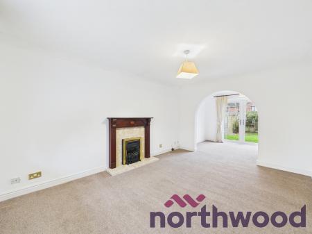 4 bedroom Detached house to let in Oakhurst Drive, Wistaston, CW2