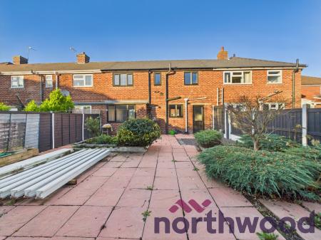 2 bedroom Mews house to let in George VI Close, Middlewich, CW10