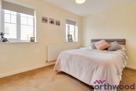 3 bedroom Town house to let in Redshank Place, Ettiley Heath, Sandbach, CW11