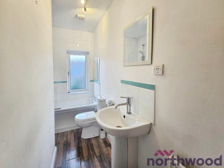 2 bedroom Terraced House to let in Green Street, Sandbach, CW11