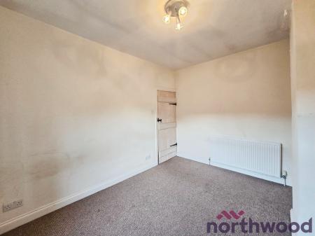 2 bedroom Terraced House to let in Green Street, Sandbach, CW11