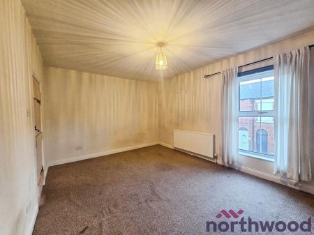 2 bedroom Terraced House to let in Green Street, Sandbach, CW11