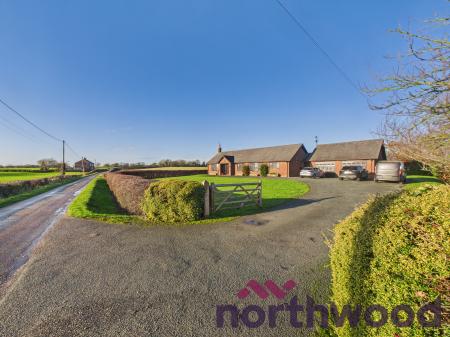 3 bedroom Bungalow to let in Red Lane, Lower Whitley, Warrington, WA4