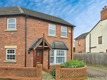 Main Road, Shavington, CW2