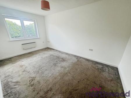 2 bedroom Flat to let in St Marys Street, Crewe, CW1