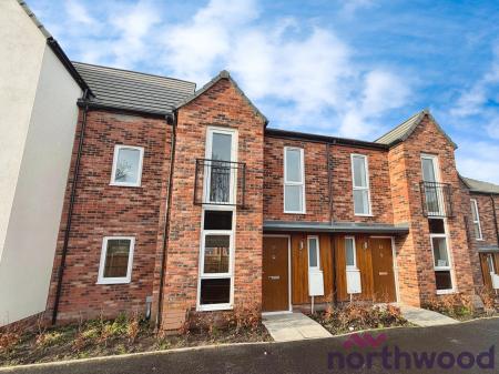 2 bedroom Mews house to let in The Bunn - Frank Cliffe Way, Middlewich, CW10