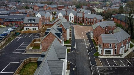 2 bedroom Mews house to let in The Wardle - Frank Cliffe Way, Middlewich, CW10