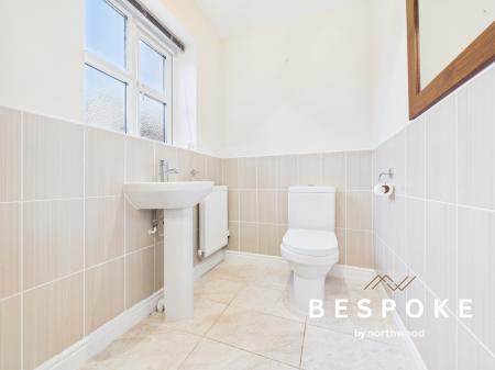 4 bedroom Detached house for sale in Mill Pool Way, Sandbach, CW11