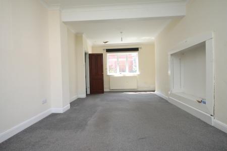 2 bedroom Semi-detached house for sale in Balmoral Road, Woodhouse, Sheffield, S13
