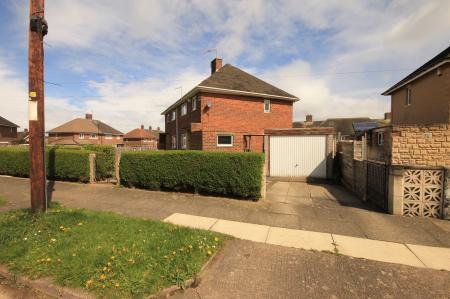 3 bedroom Semi-detached house for sale in Manor Park Road, Sheffield, S2