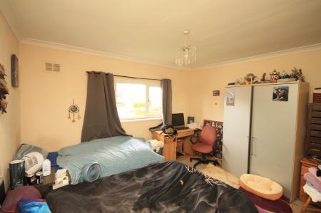 3 bedroom Semi-detached house for sale in Manor Park Road, Sheffield, S2