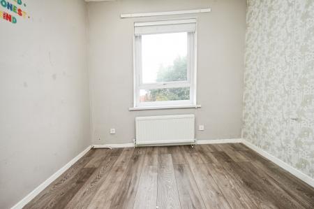 2 bedroom Semi-detached house to let in Benson Road, Wybourn, Sheffield, S2