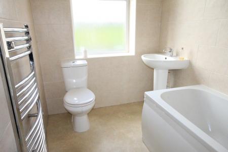 2 bedroom Flat to let in Parkside Road, Hillsborough, Sheffield, S6