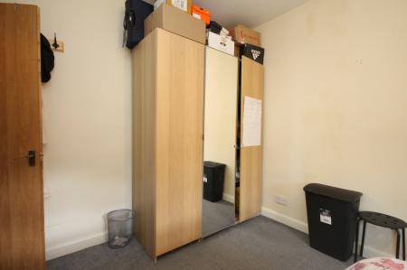 3 bedroom Town house to let in Woodcock Place, Sheffield, S2
