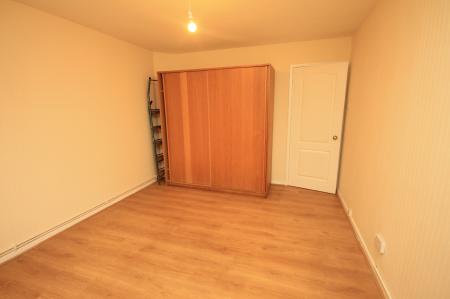 2 bedroom Flat to let in FitzWalter Road, Norfolk Park, Sheffield, S2