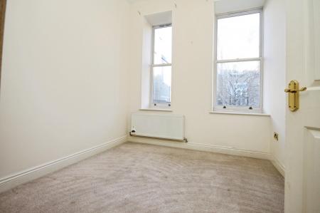 2 bedroom Flat to let in Victoria Court, Nether Edge, Sheffield, S11