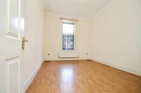 2 bedroom Flat to let in Victoria Court, Nether Edge, Sheffield, S11