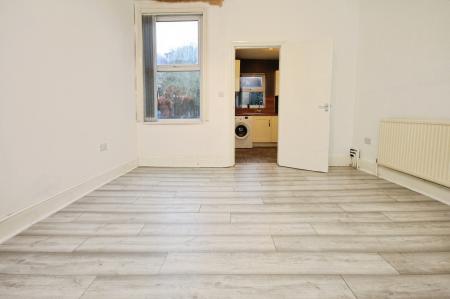 3 bedroom Terraced House to let in Abbeydale Road, Sharrow, Sheffield, S7