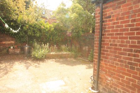 3 bedroom Terraced House to let in Abbeydale Road, Sharrow, Sheffield, S7