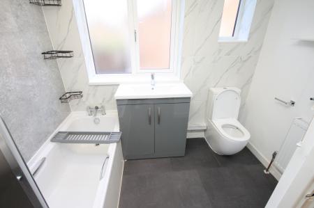 3 bedroom Semi-detached house to let in Stupton Road, Sheffield, S9