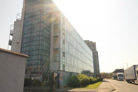 2 bedroom Flat to let in 323 Bramhall Lane, Sheffield, S2